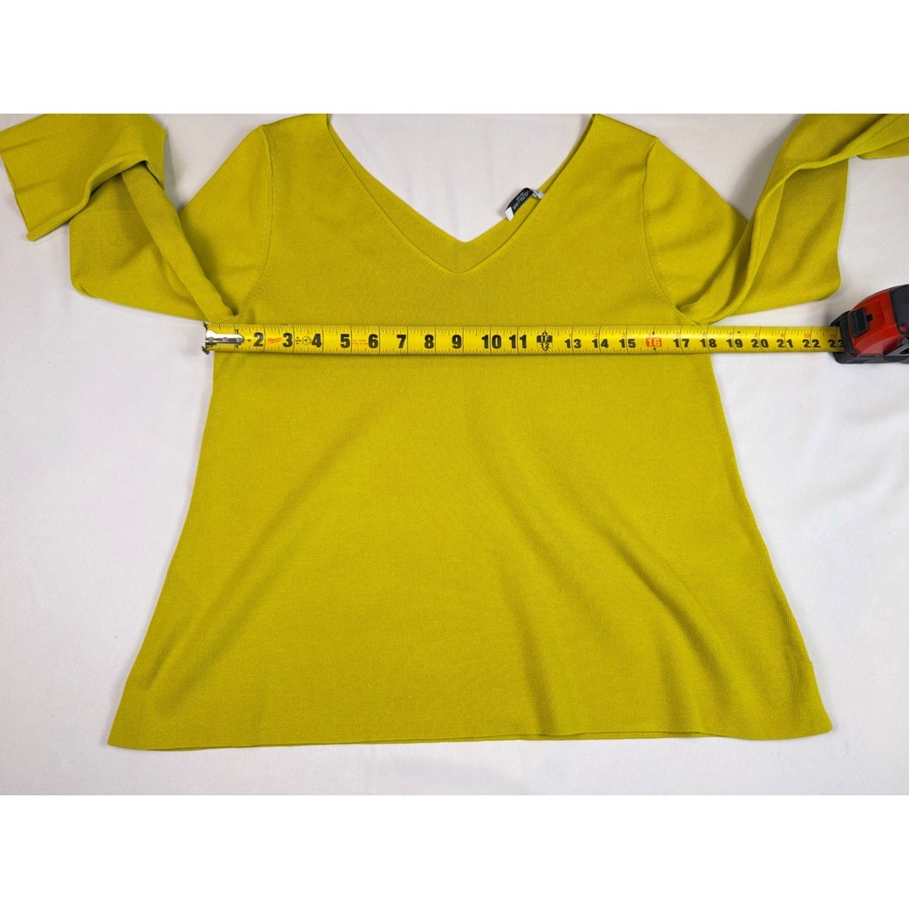 M.M. LaFleur Kara 365 Knit Chartreuse V-Cut Pullover Sweater XL Viscose Top - Picture 6 of 9